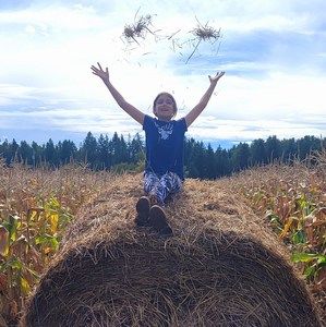 Meet your Posher, Pamela